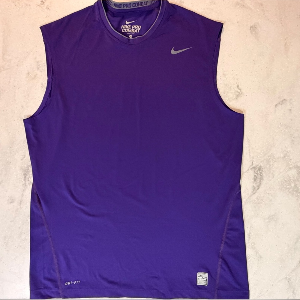 EUC Nike Pro Combat Dri-Fit Purple Fitted Sleeveless Shirt Size XL
